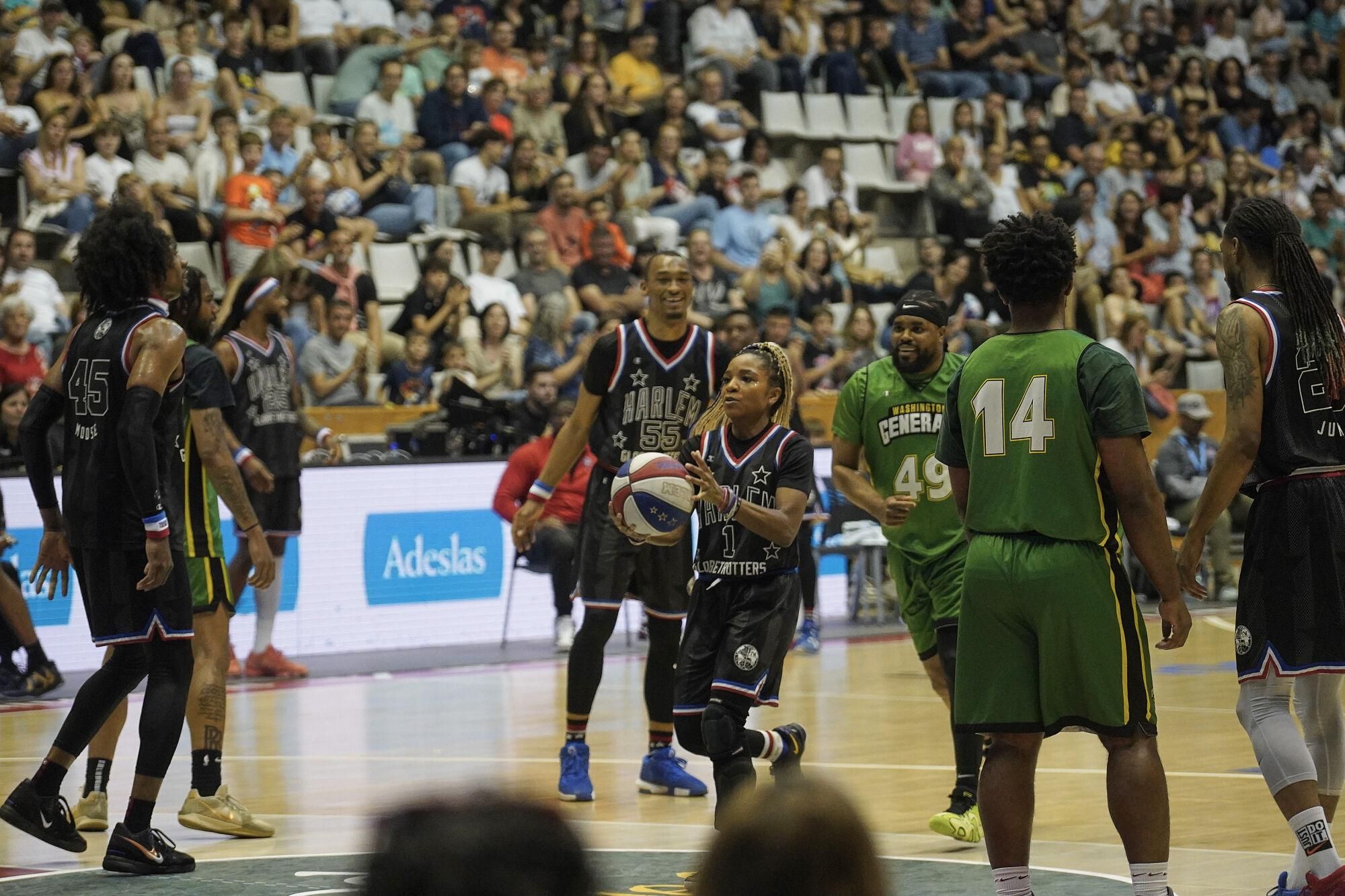 Girona. Fontajau partit dels Harlem Globetrotters