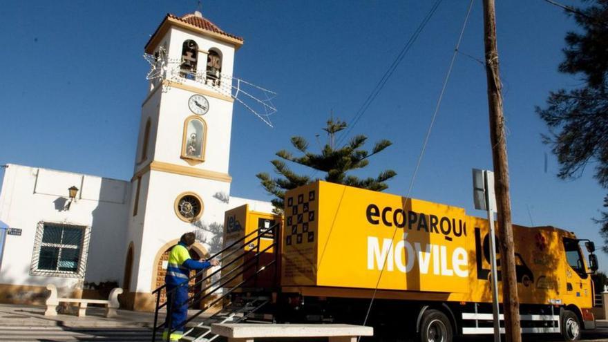 Punto limpio móvil de recogida de residuos. | AYTO. CARTAGENA