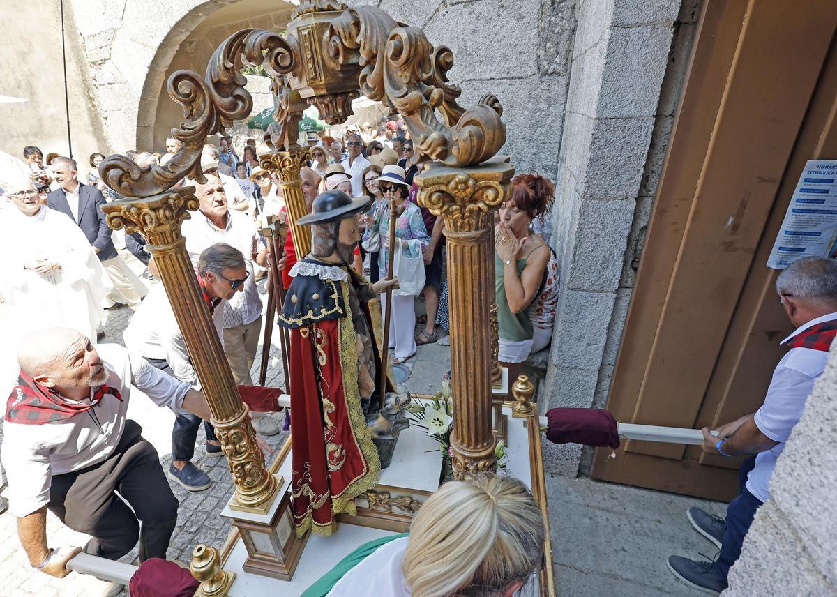 Día grande de las fiestas de San Roque en Vigo, en imágenes