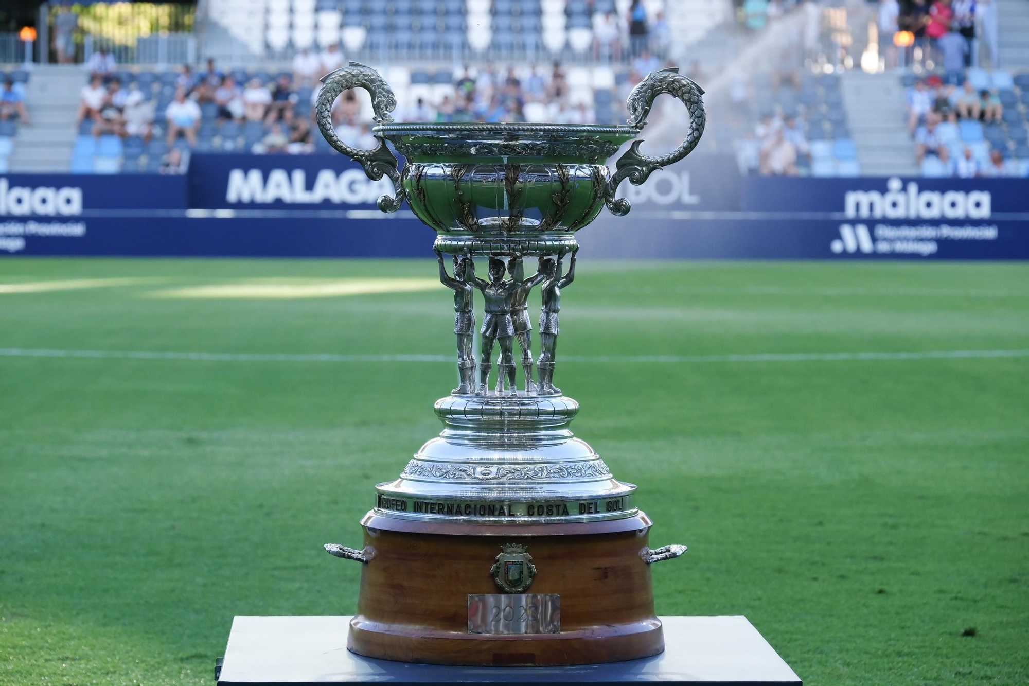 Málaga CF - Antequera CF: el Trofeo Costa del Sol, en imágenes