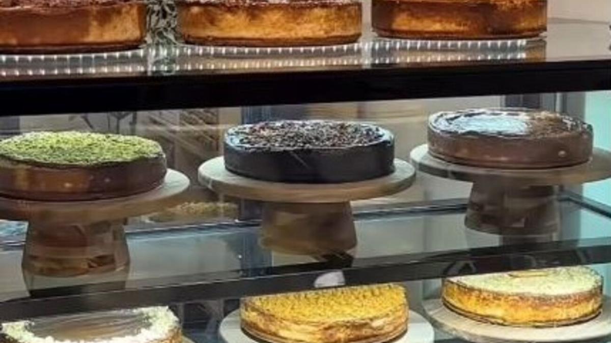 Tartas de queso en Aldaia, en un nuevo local que despierta pasiones.