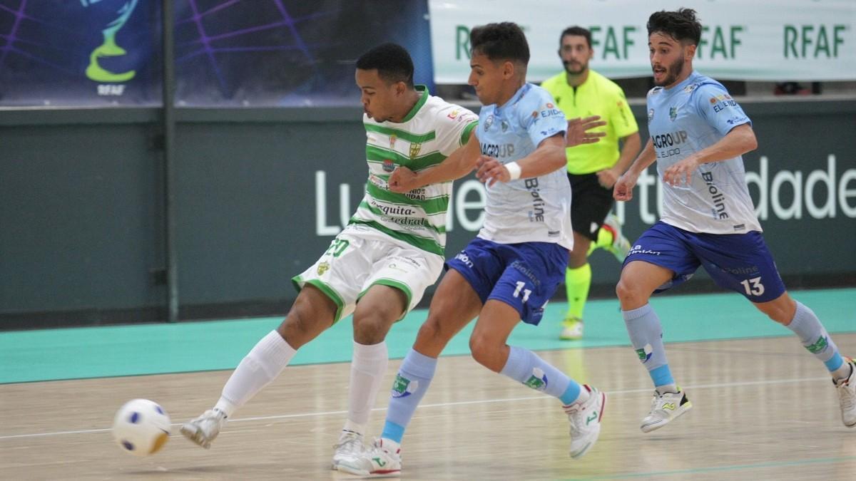 Muhammad Osamanmusa, del Córdoba Futsal, ante El Ejido.