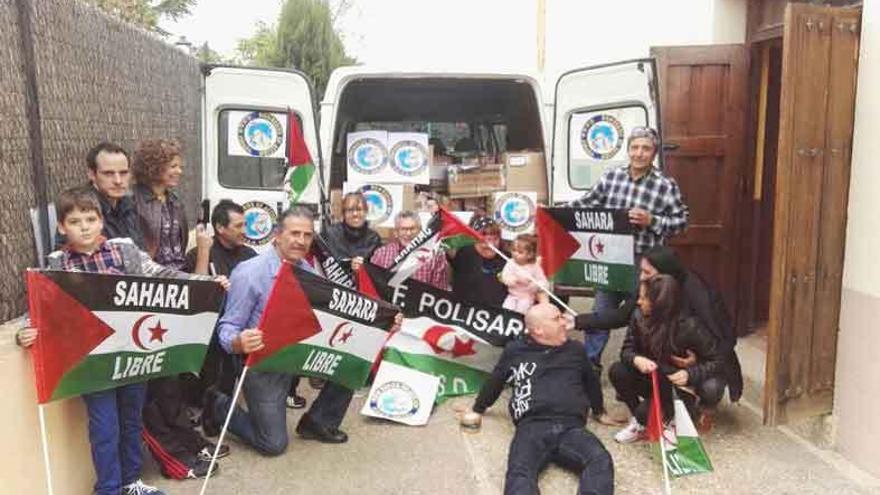 Material recogido en Morales con destino a los campos de refugiados del Sáhara.