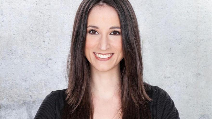Estefanía Molina, autora de 'Los hijos de los boomers': «Quitamos dinero a la generación joven para pagar las pensiones»