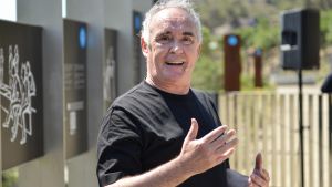 El cocinero Ferran Adrià interviene durante la presentación del museo ‘elBulli1846’, el museo del antiguo restaurante El Bulli, en Cala Montjoi, a 15 de junio de 2023, en Roses, Girona, Catalunya (España). El restaurante ha sido convertido en museo con el