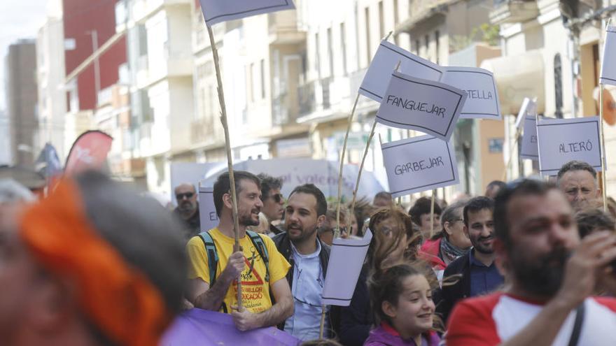 Castellar-l´Oliveral reivindica que el valenciano no es &quot;lengua de segunda&quot;