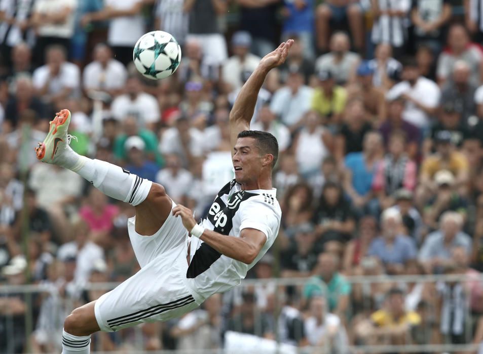 El debut de Cristiano Ronaldo con la Juve, en imág