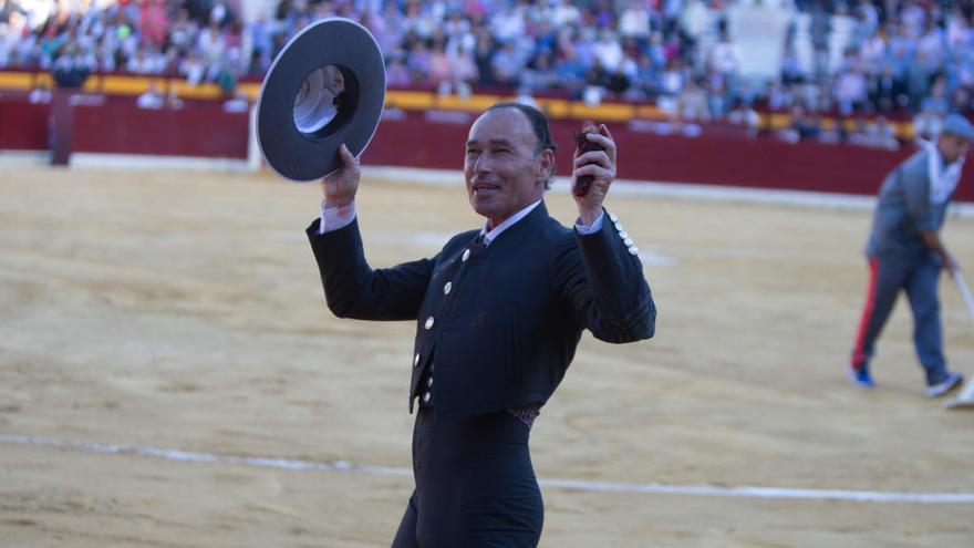 El diestro Pepín Liria durante su última faena.