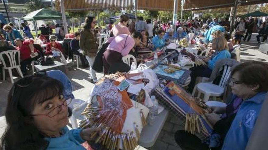 IV Encuentro de bolillos y artesanos de hilo