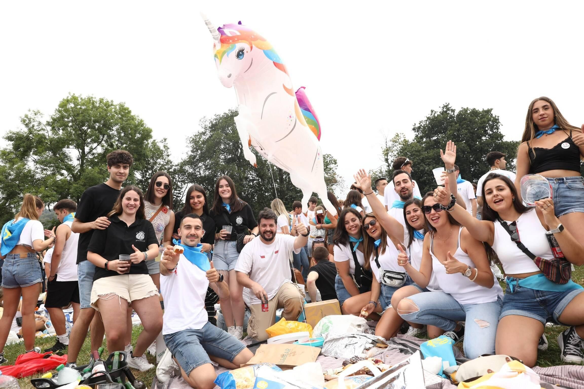 En imágenes: Miles de romeros celebran el Carmín en la Pola