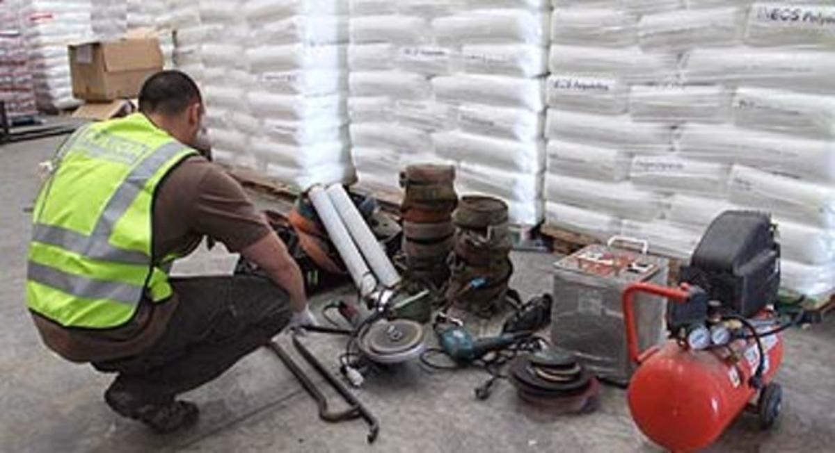 Part dels objectes recuperats pels Mossos al Vendrell i Vila-rodona.