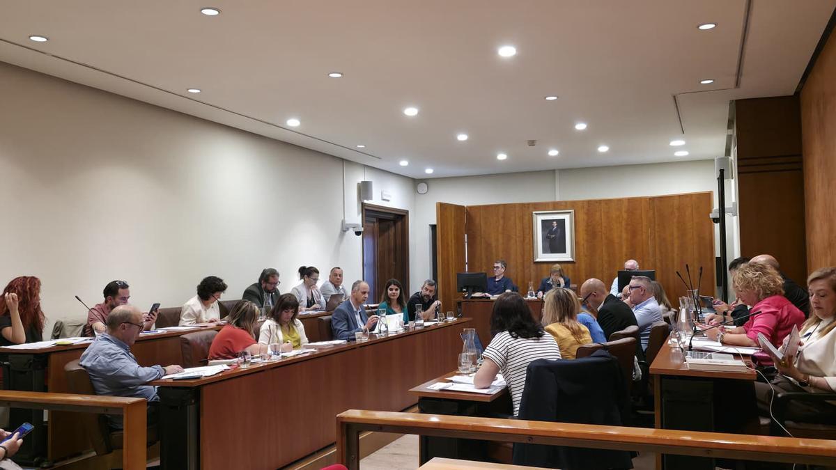 Pleno del Ayuntamiento de Avilés, este viernes