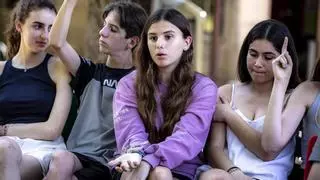 Estudiantes de sobresaliente en Mallorca: "Tenemos amigos que desconocen la historia del franquismo y se informan por TikTok"