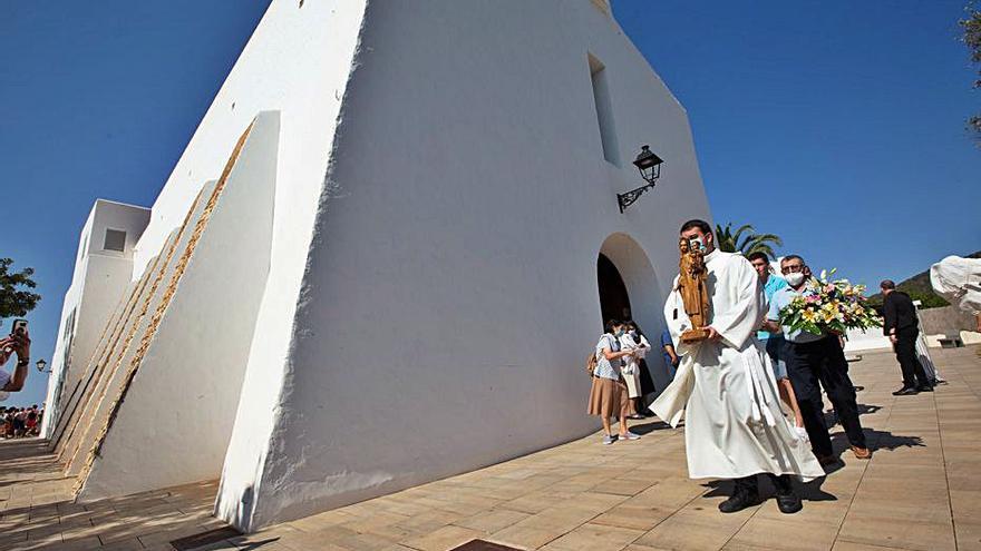 La Virgen navega pese al covid | FOTOS DE VICENT MARÍ