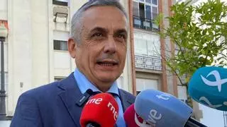 Vox Extremadura cree que Sánchez se está "riendo" y urge al PP a presentar una moción de censura