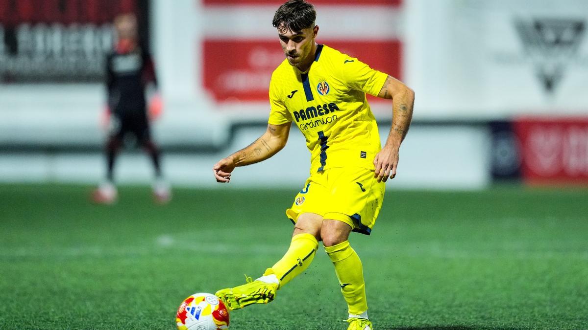 Adrià Altimira con el Villarreal