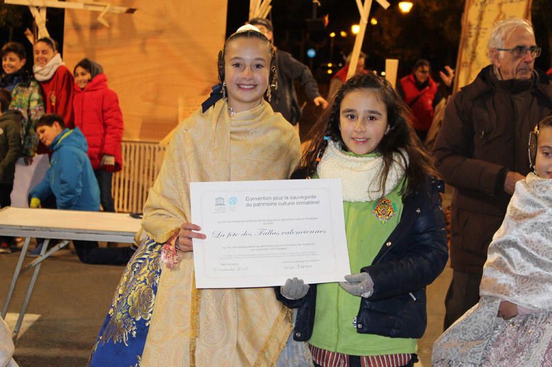 Entrega de los certificados de la Unesco a las Fallas infantiles