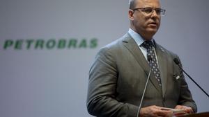 Rio de Janeiro Governor Wilson Witzel arrives at the ceremony where economist Roberto Castello Branco took office as president of the Brazilian oil company Petrobras at the company s headquarters in Rio de Janeiro  Brazil oPhoto by Mauro Pimentel   AFP 