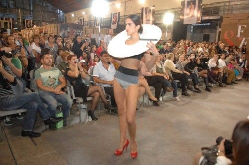 24-11-12/DESFILE DE LAS FASHION