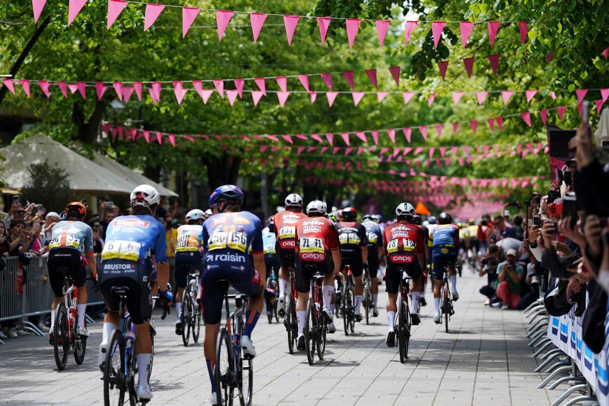 La etapa 2 del Giro de Italia 2026, en imágenes. La etapa 2 del Giro de Italia 2026, en imágenes.