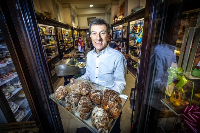 La centenaria pastelería Ideal de Barcelona se despedirá con una fiesta popular en Gràcia