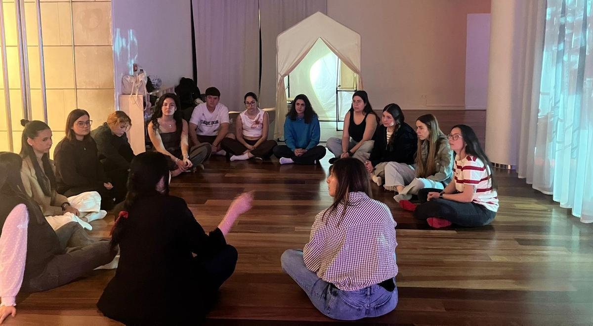 La actividad permitió reflexionar sobre el cuerpo, el movimiento y el arte como herramientas educativas.