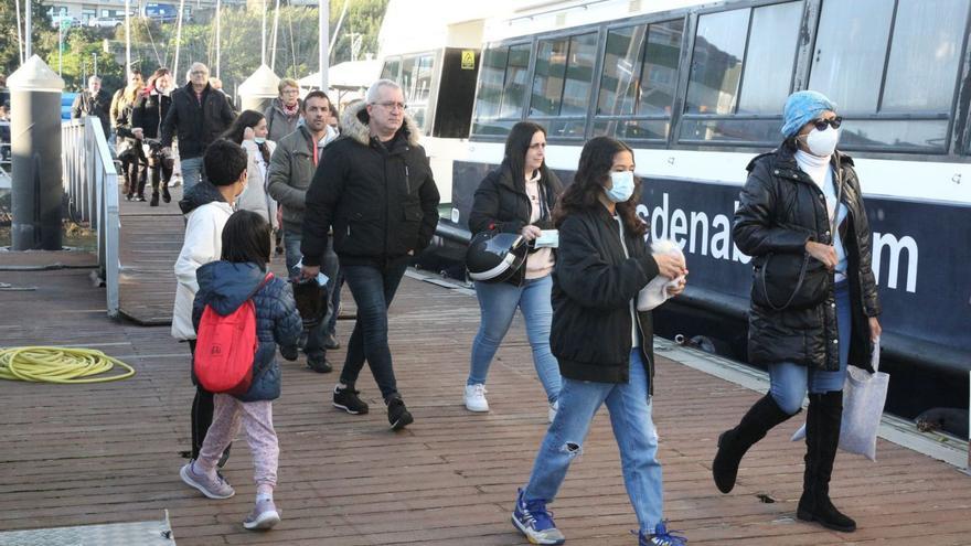 La Xunta revisará las cuantías de Cangas y Moaña al billete metropolitano tras las quejas
