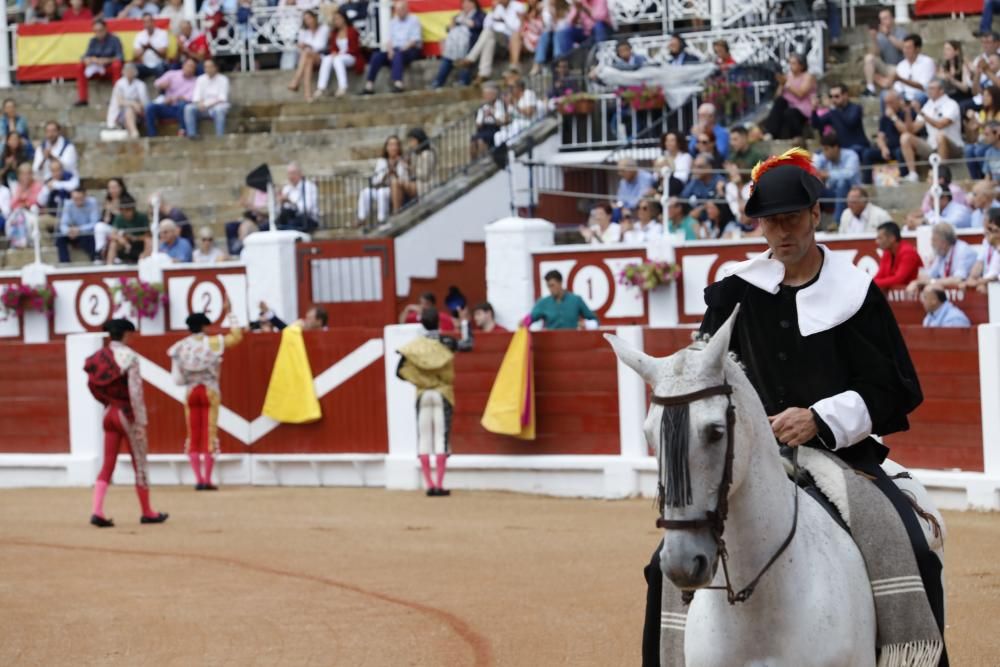 Segunda corrida de toros en El Bibio