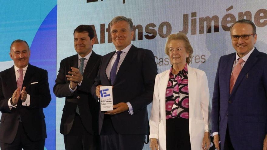 Alfonso Jiménez, de Cascajares, recogió el pasado año el Premio Empresario del Año Banco Sabadell. | FIRMA