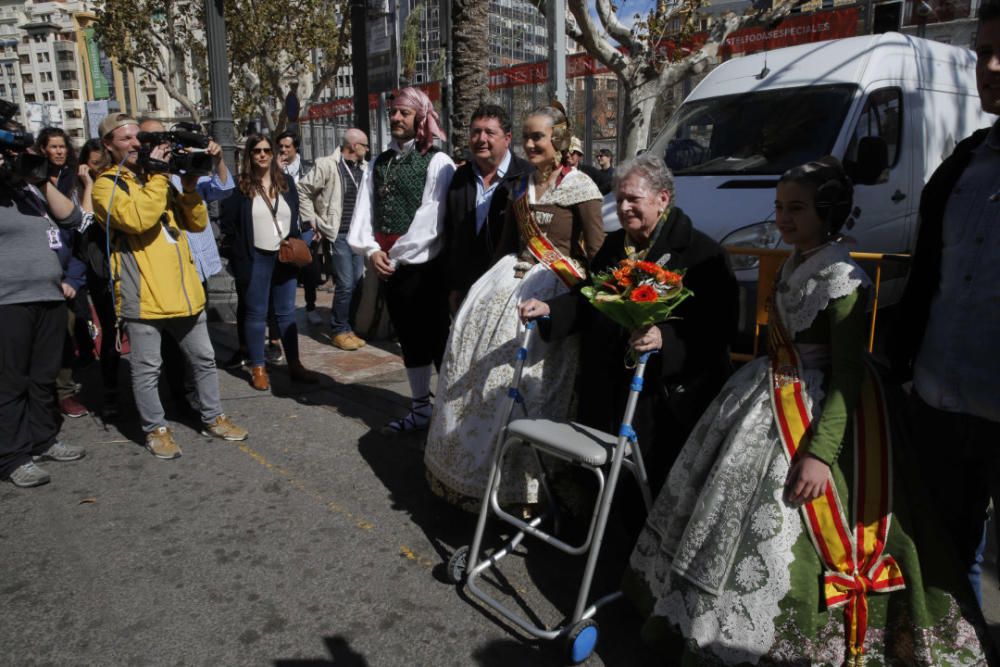 Búscate en el público de la mascletà del 1 de marzo