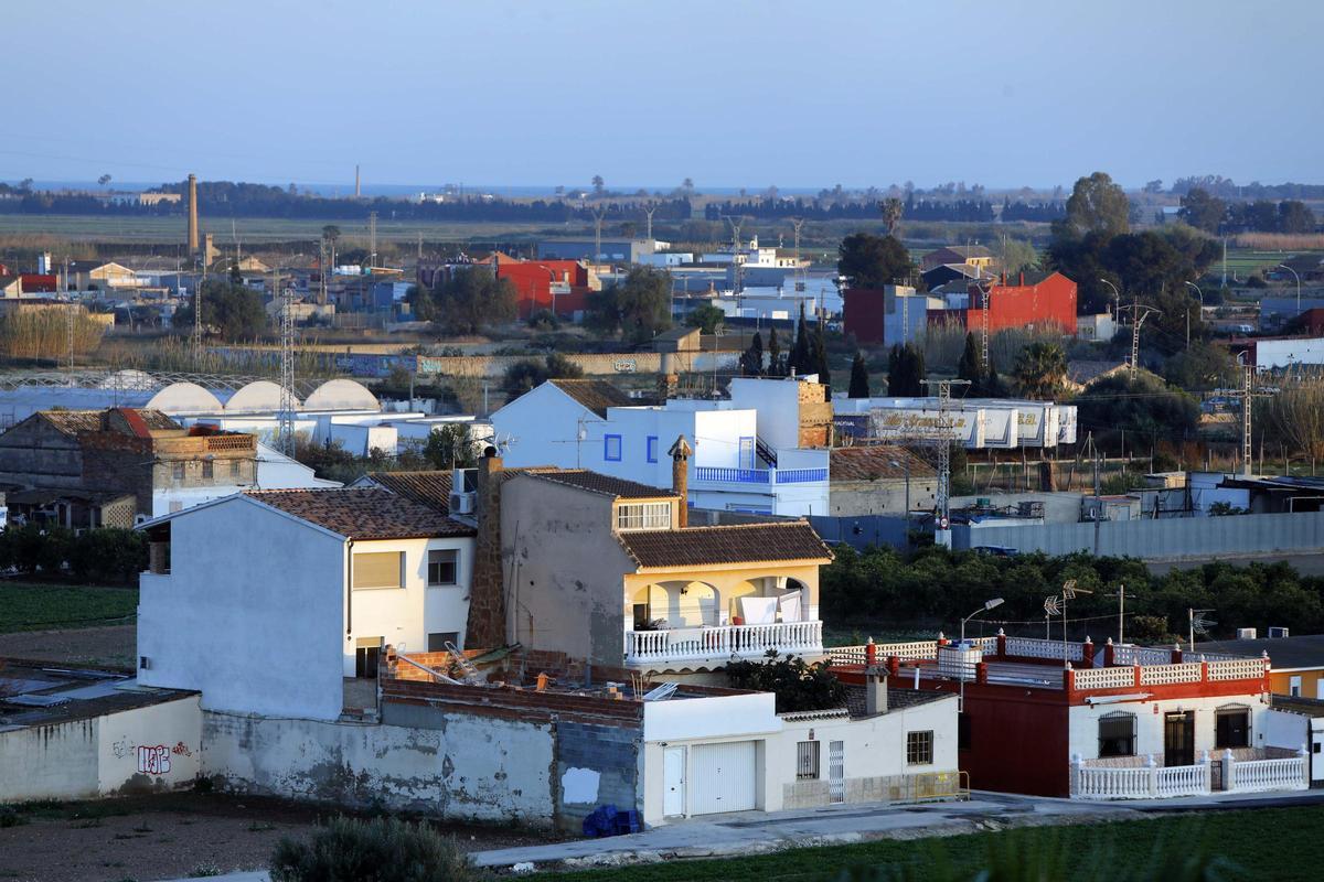 Vistas de Castellar-L'Oliveral, donde sigue creciendo la población.