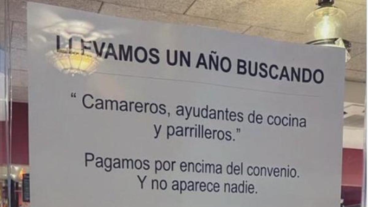 El polémico cartel de un restaurante que busca personal