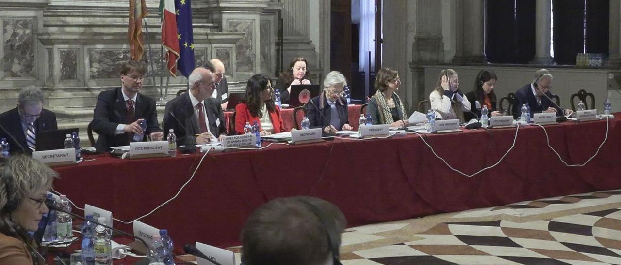 Reunión de la Comisión de Venecia.