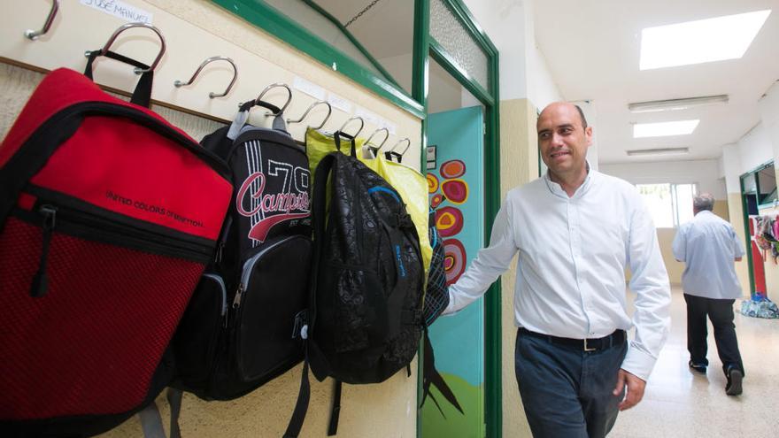 Los colegios desautorizan a Echávarri en la polémica por el horario de los conserjes