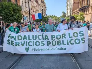 Protestas en las capitales andaluzas en demanda de "más médicos y servicios sociales"