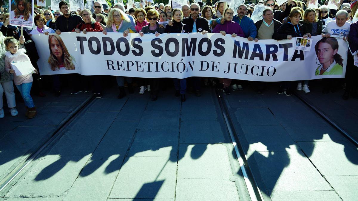 Manifestación para exigir la repetición del juicio por el caso Marta del Castillo.