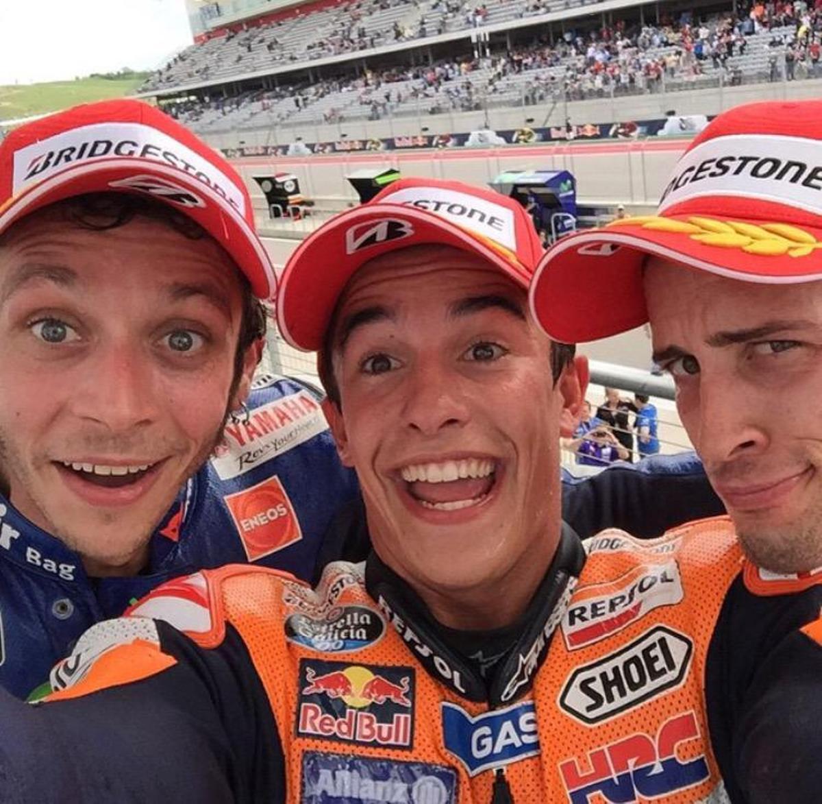 Valentino Rossi, Marc Márquez y Andrea Dovizioso en el podio de Austin 2015