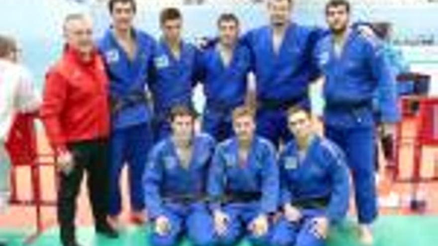 El Securitas-Girona Judo     es col·loca als llocs de podi