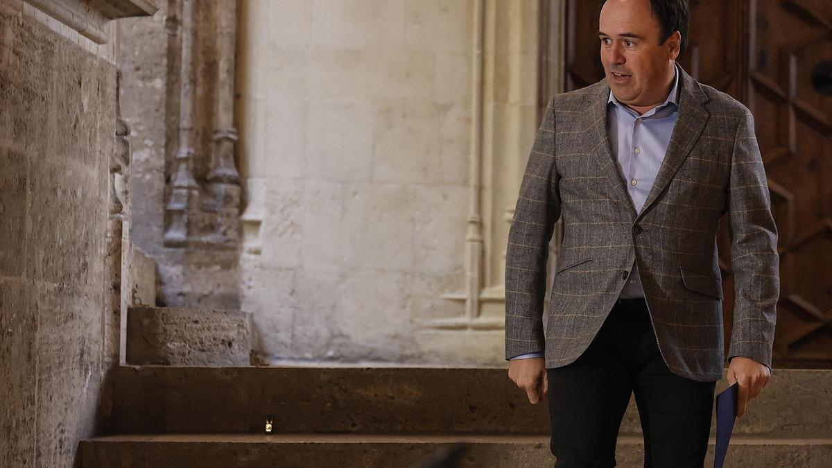 Juan Francisco Pérez Llorca, ayer en el Palau.