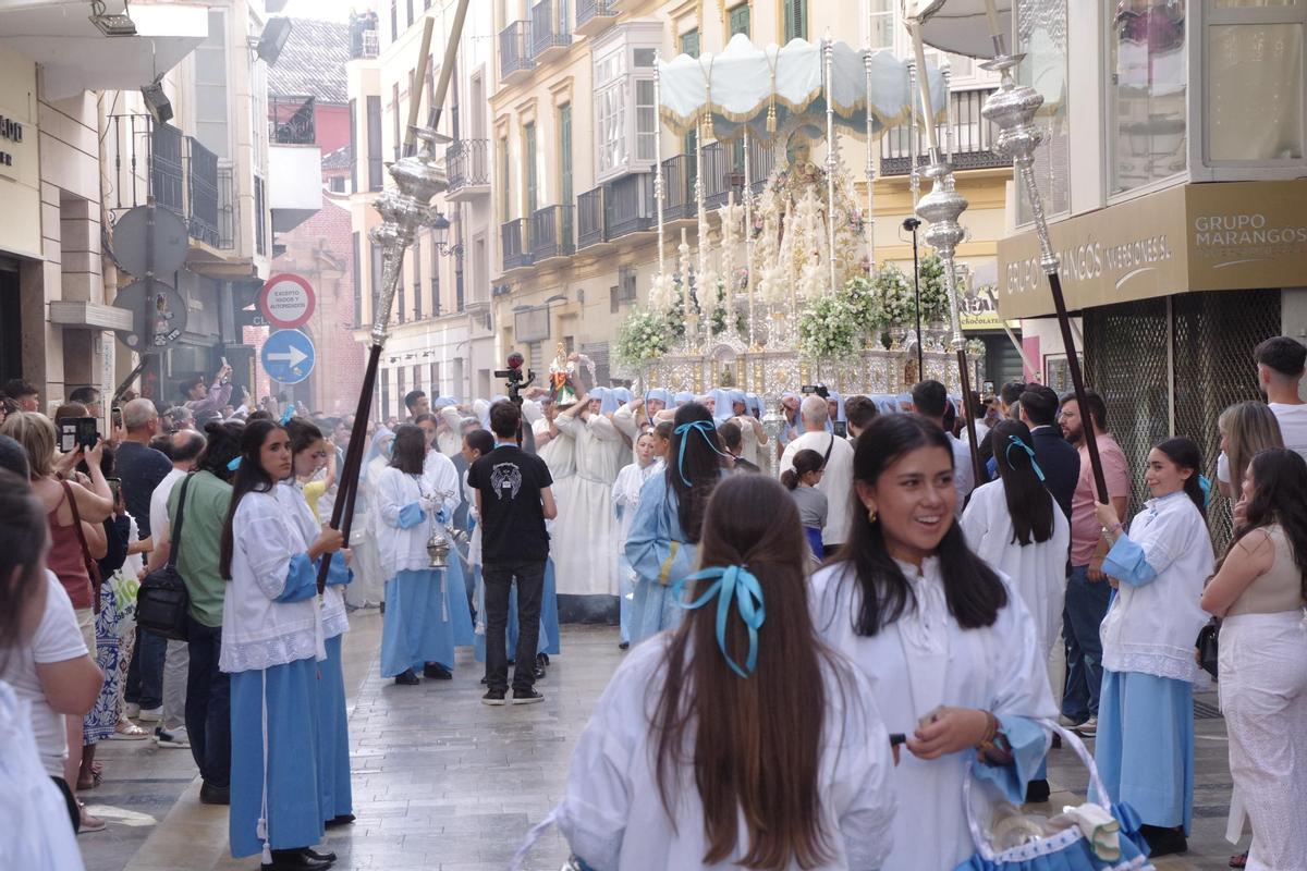 Fotos de la procesión de Araceli por el Centro de Málaga