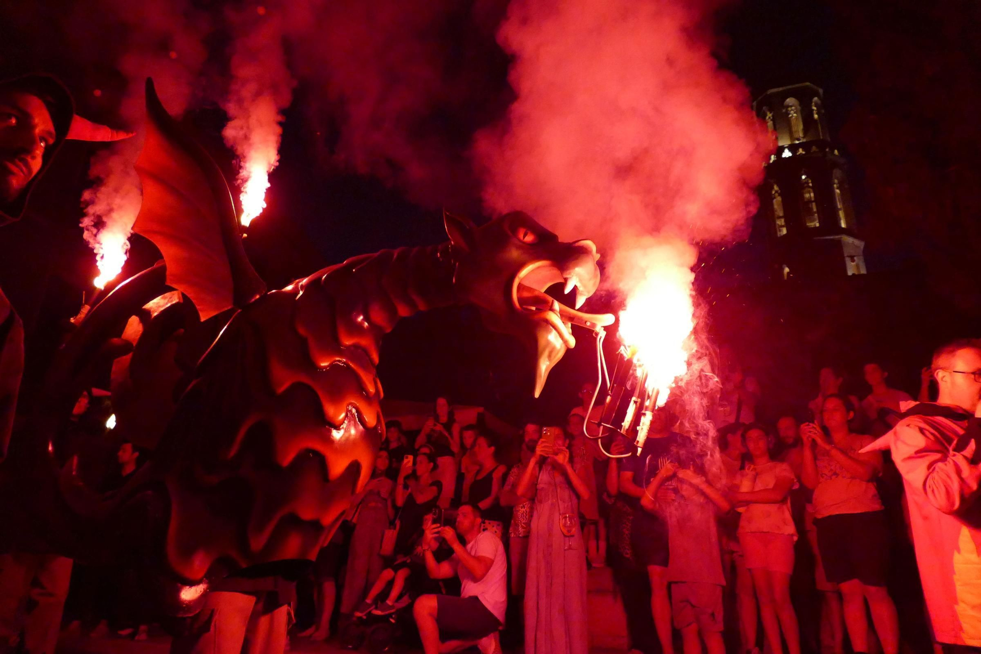 L&#039;Encesa del Drac de Figueres es converteix en una nova tradició de les Festes de Sant Pere