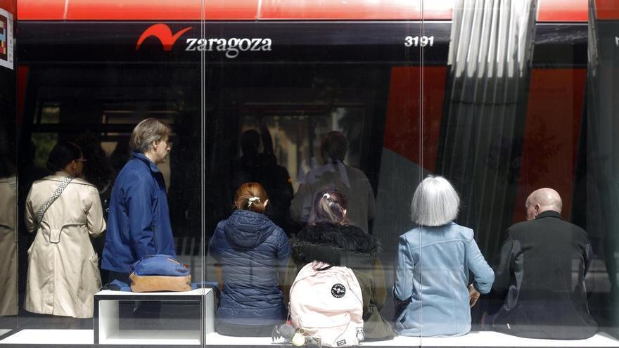 Los vecinos de Delicias opinan sobre la línea 2 del tranvía