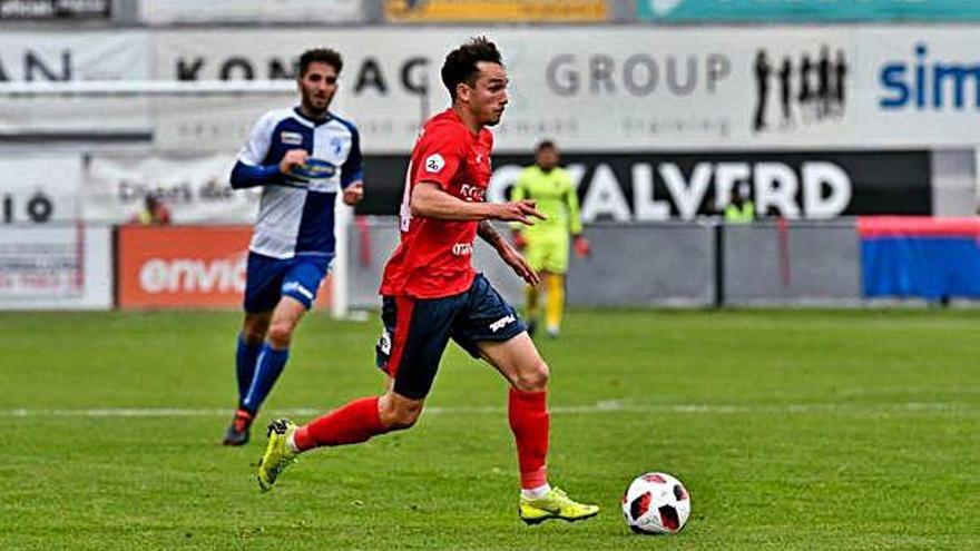 Alfredo Gutiérrez, en un partit entre l&#039;Olot i l&#039;Ebro al Municipal.