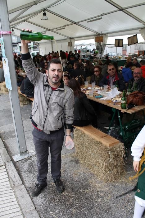 Comida en la calle de Posada de Llanera por San Isidro