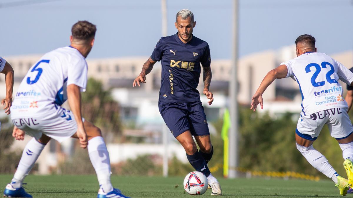 El Alavés tuvo que trabajar duro ante los chicharreros