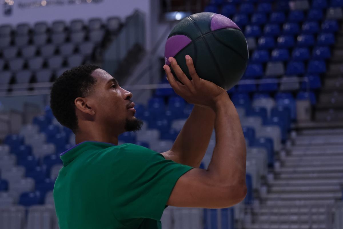 Kameron Taylor ya se viste de verde
