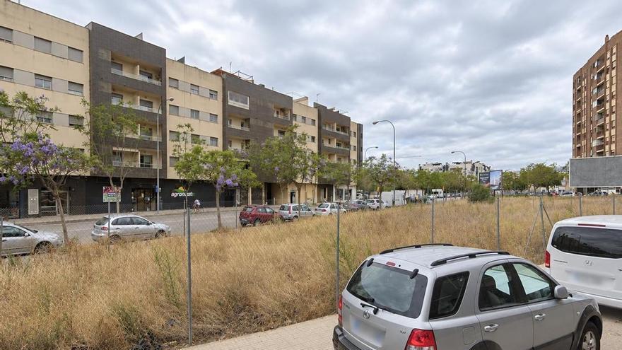 Denuncian que Cort autoriza cuatro locales de venta libre en una promoción de 62 pisos de precio limitado