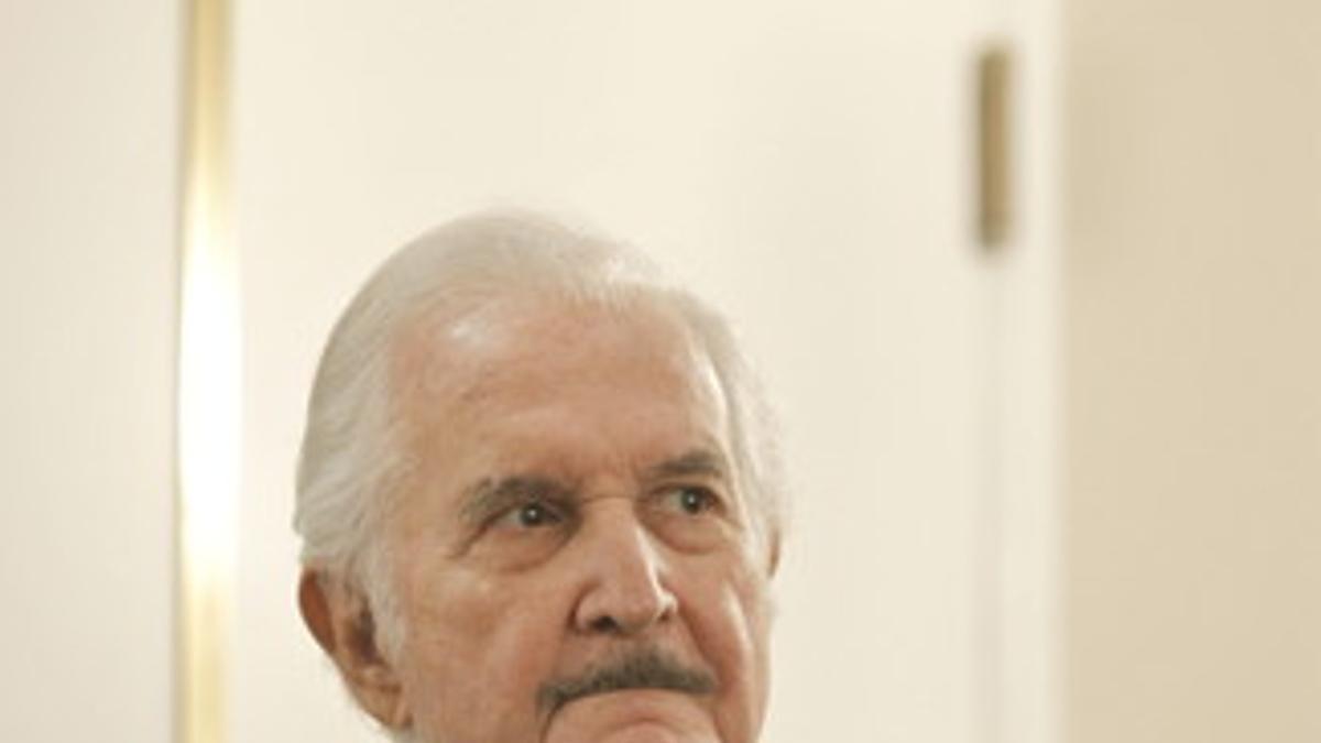 Carlos Fuentes.