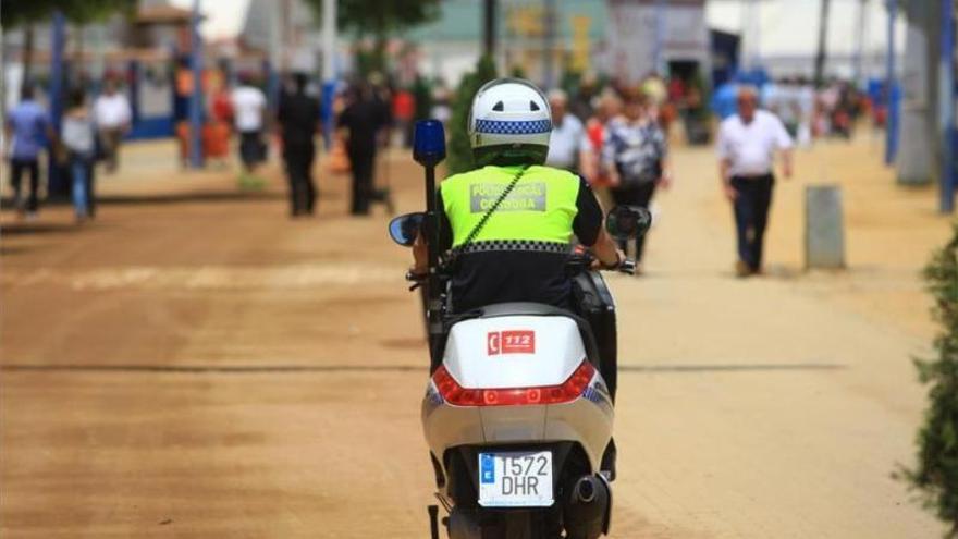 Dos jóvenes, a la Policía en Feria: &quot;Sois unos hijos de puta, os vamos a matar&quot;