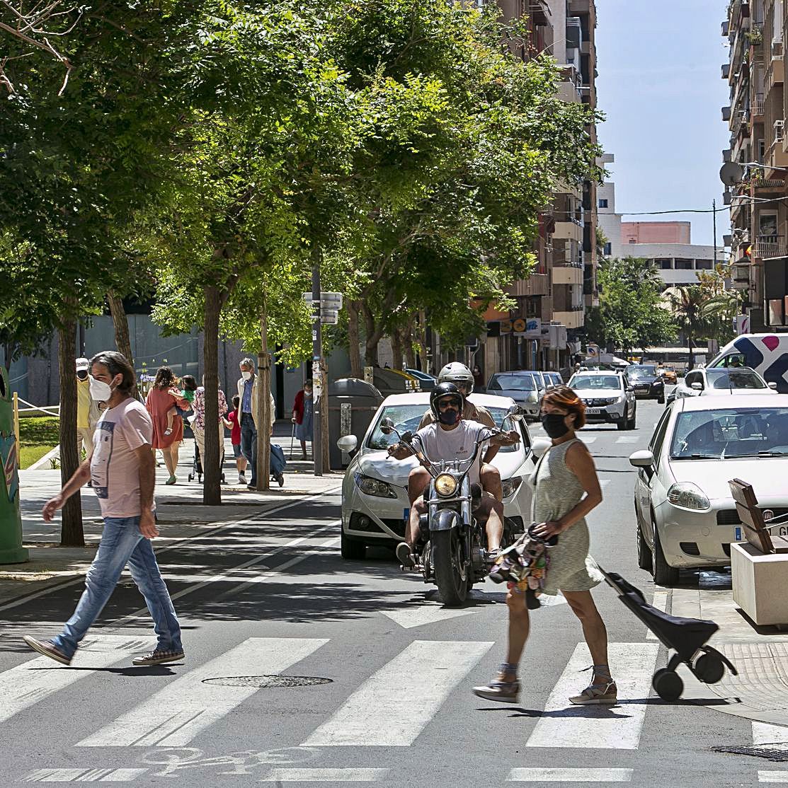 Alicante apuesta por el peatón y reduce la velocidad a 20 km/h en tres zonas